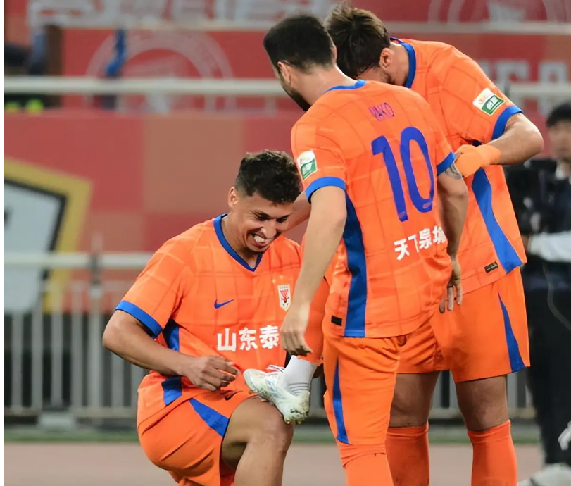 关于里程碑夜山东泰山绝杀压哨，欧篮联今夜刷纪录，球迷炸锅，年轻球员得到机会的信息-九游网页官网