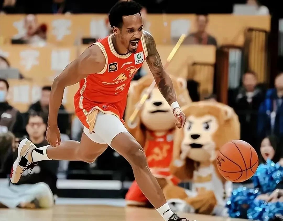 包含国王杯今晚再迎强敌，广厦男篮复出首秀，主帅态度：信心回归，球队文化再被提及的词条-九游网页官网