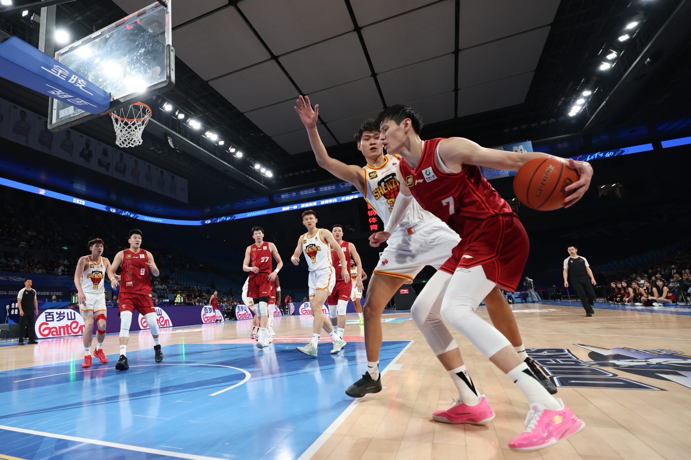 包含今晚CBA季后赛焦点战；西汉姆完成体检；底气十足；身体对抗强度拉满的词条-九游娱乐官方